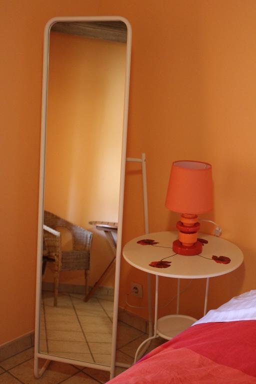 Ferme De La Corbette Bed and Breakfast Κλυνύ Δωμάτιο φωτογραφία
